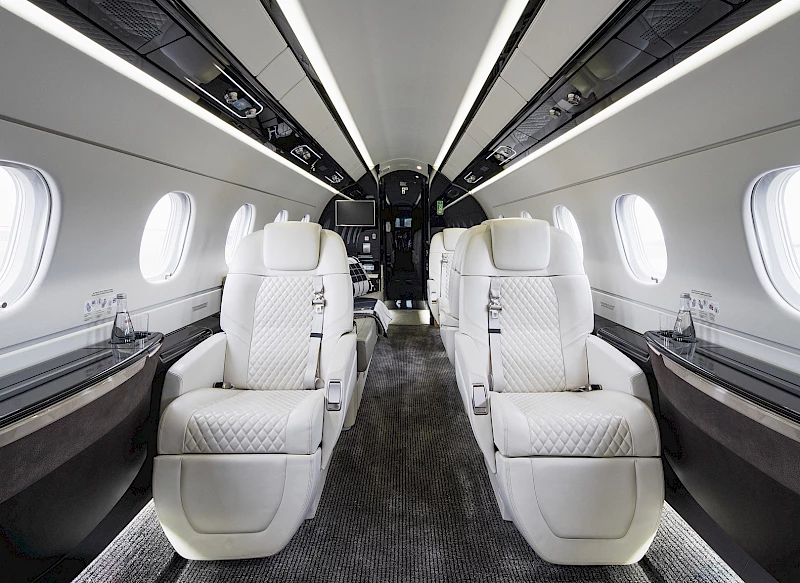 Interior Praetor 600
